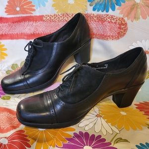 Clarks Oxford Heels | Leather & Suede